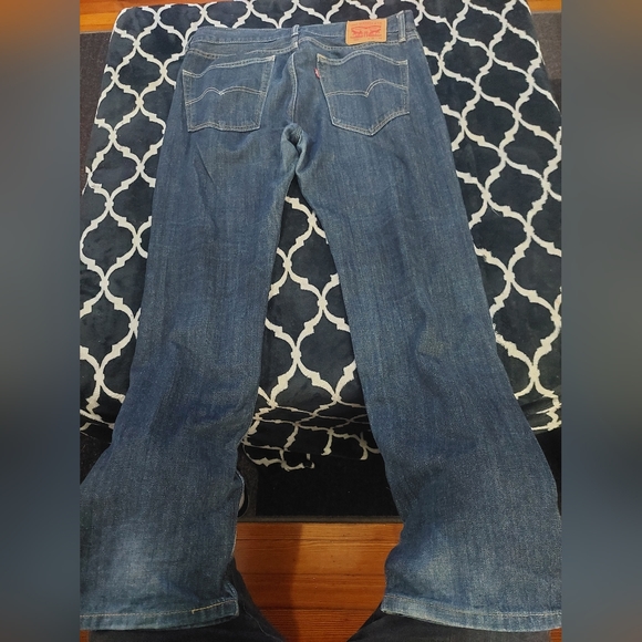 Levi's 505 dark Denim 36x32 jeans - Picture 5 of 7